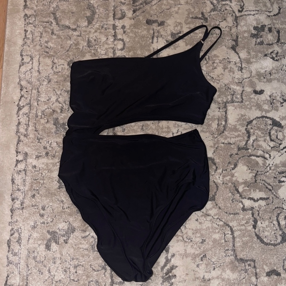 Never worn aerie one piece size L long